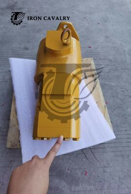 CAT 2893530 20R7438 AD30 Underground Mining Truck Grease Gear Pump High Efficiency Lubrication Pump for Heavy Duty Mine Equipment