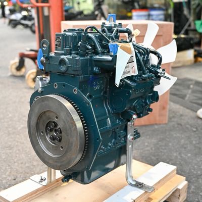 Oryginalny silnik Kubota D782 Zestaw silnika D782-ET05_CN4 Silnik silnika wysokoprężnego 9,8 kW 2300 obrotów na minutę