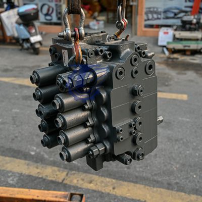 UX28 zawór sterujący Doosan Daewoo DX215 DX220 DX225-5-7 Główny zawór sterujący koparki