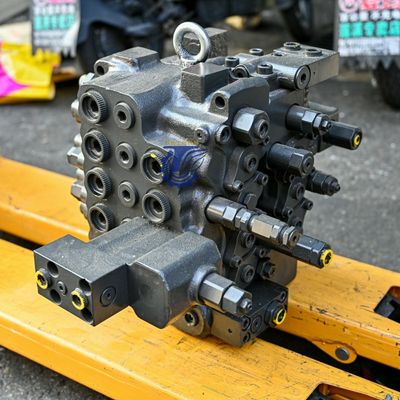 UX22-135 VOE14550306 Zawór sterujący hydrauliczny EC135B EC140 EC140B EC140D Części hydrauliczne koparek