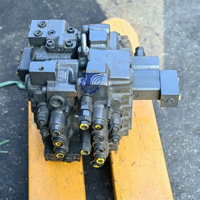UX22-135 VOE14550306 Zawór sterujący hydrauliczny EC135B EC140 EC140B EC140D Części hydrauliczne koparek