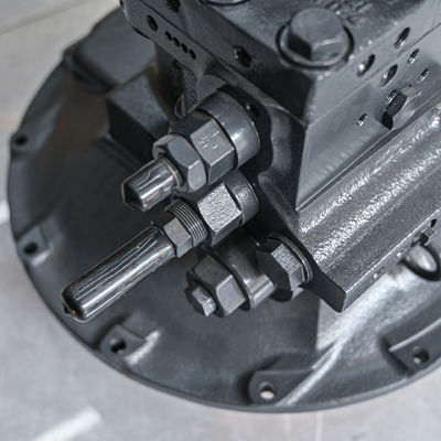 Komatsu 95R Koparka Hydrauliczna PC95R PW95R 708-1L-00640 708-1L-01540 Główna pompa tłokowa