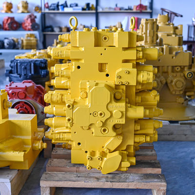 723-47-26104 723-47-26102 723-47-26101 723-47-26103 723-47-26105 KOMATSU PC360-7 PC300-7 PC350-7 PC300LC-7 Excavatory części Hydraulic Główne zawory sterujące Hydrauliczne zawory sterujące hydrauliczne
