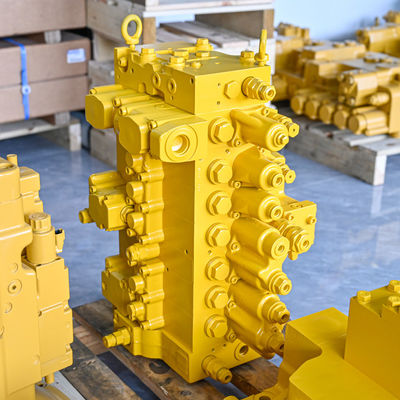 723-47-26104 723-47-26102 723-47-26101 723-47-26103 723-47-26105 KOMATSU PC360-7 PC300-7 PC350-7 PC300LC-7 Excavatory części Hydraulic Główne zawory sterujące Hydrauliczne zawory sterujące hydrauliczne