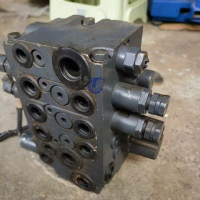723-82-31100 7238231100 723-82-30100 Dla Komatsu FD35/40-10 FD35Y/40Y-10 FD40Z-10 FD45-10 Części wózków widłowych