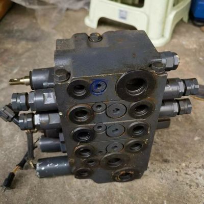 723-82-31100 7238231100 723-82-30100 Dla Komatsu FD35/40-10 FD35Y/40Y-10 FD40Z-10 FD45-10 Części wózków widłowych