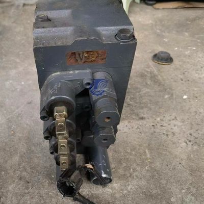 723-82-31100 7238231100 723-82-30100 Dla Komatsu FD35/40-10 FD35Y/40Y-10 FD40Z-10 FD45-10 Części wózków widłowych