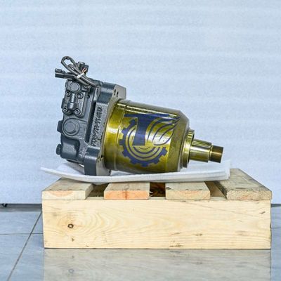 708-7H-00680 708-7H-11920 708-7H-11410 Do KOMATSU D375A-6 Części dozerów czołgowych Hydraulic FUN MOTOR