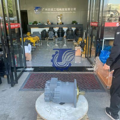 4440905 4439383 4411082 4413387 4372637 Dla firmy Hitachi EX1800-3 EX1900-5 EX1900-6 EX2500-5 EX3600-6 EX5500-6 EX8000-6 EXKAWATORY Części Hydrauliczne Swing Motor Aftermarket Original