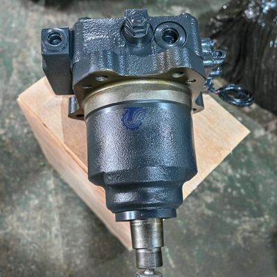 708-7S-00670 dla Komatsu GD555-5 GD675-5 GD655-5 Części koparki Hydraulic Wentylator Silnik Assy; olej (napęd wentylatorowy)