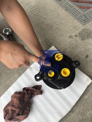B0440-18001 708-7r-00710 708-7r-01690 Dla Kayaba Wa320-5 Wa320-6 Hydraulic Fan Motor Motor;oil (fan drive) Excavator Parts Aftermarket Original
